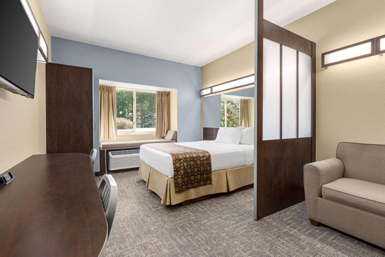 Microtel Inn & Suites By Wyndham Woodstock/Atlanta North Exterior photo