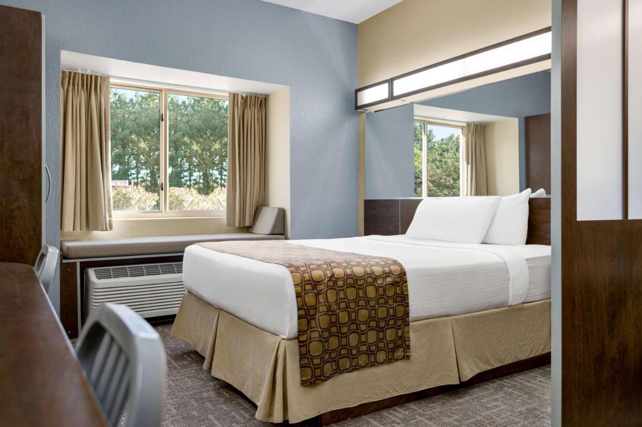 Microtel Inn & Suites By Wyndham Woodstock/Atlanta North Exterior photo